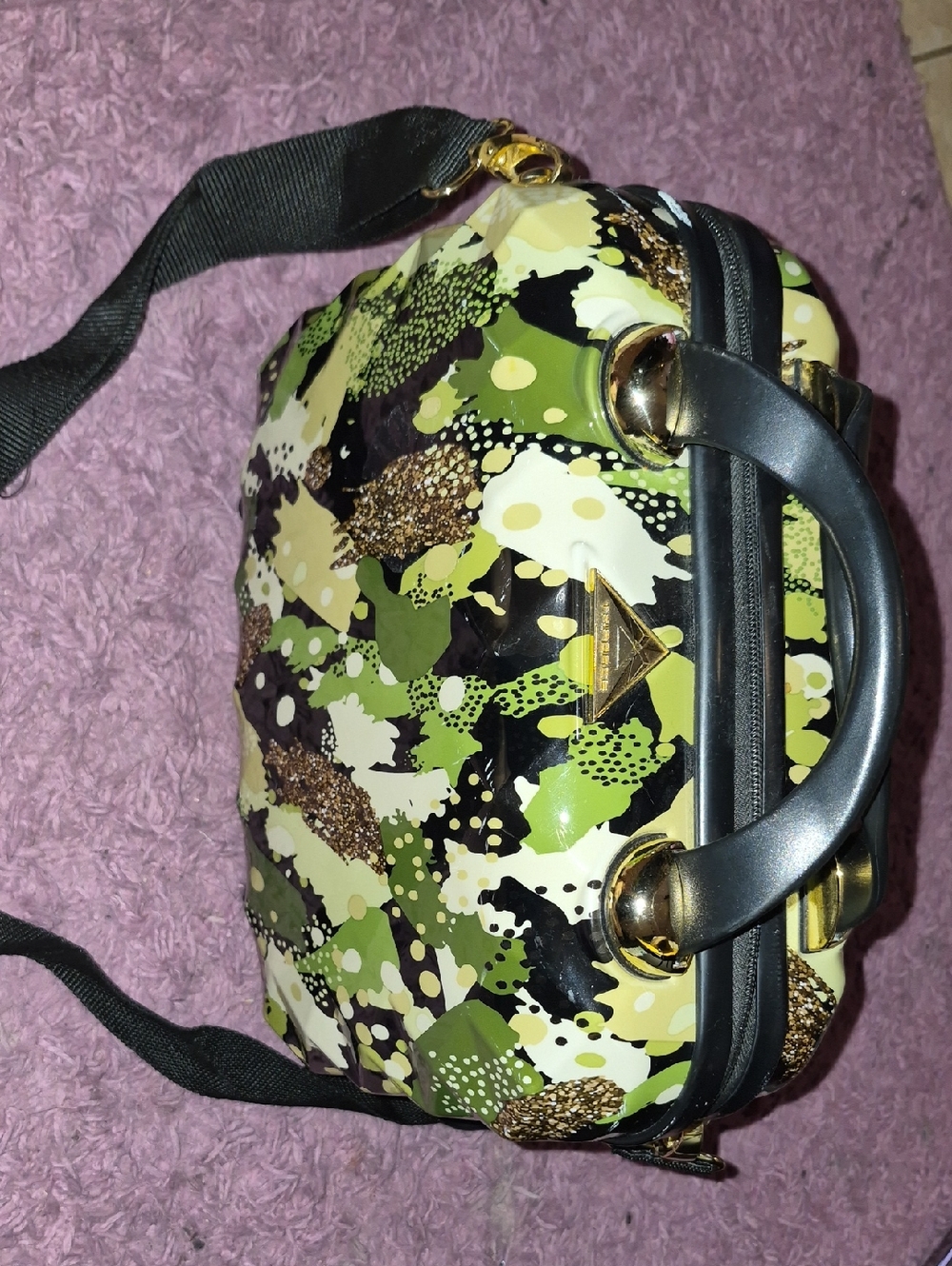 Triforce Hard Case Travel Handbag